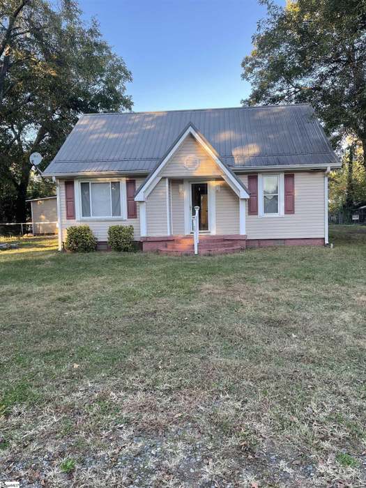 117 Caroline St Spartanburg SC 93030 0000 MLS 1459739 Redfin