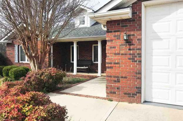 9 E Fieldsparrow Ct Greenville Sc 29615 Mls 1387372 Redfin