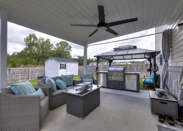 Property at 2025 Barnhart Dr, Sumter, SC 29153, 5 beds, 3 baths