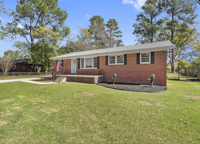 Property at 1124 Gunter Cir, West Columbia, SC 29169, 3 beds, 2 baths