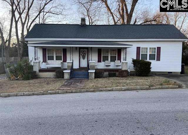 Property at 821 Crosson St, Newberry, SC 29108, 3 beds, 2 baths