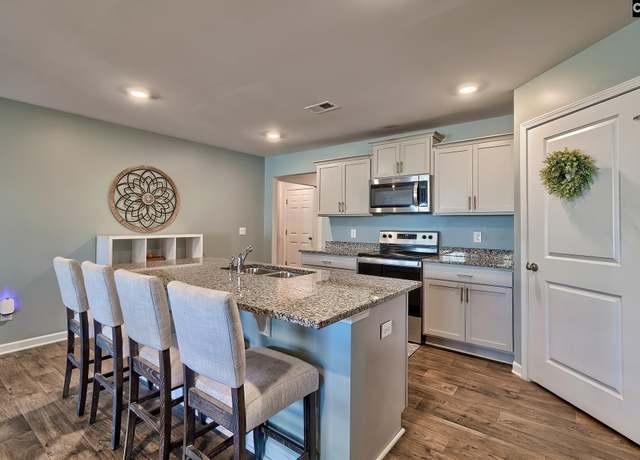 Property at 120 Rushton Dr, Chapin, SC 29036, 4 beds, 2 baths