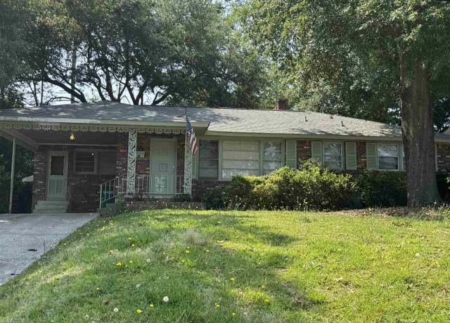 Property at 1041 Indigo Ave, Cayce, SC 29033, 3 beds, 1.5 baths