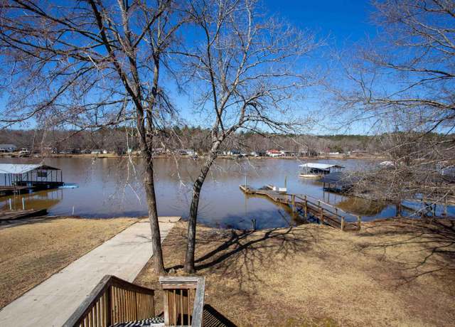 Property at 1952 White Rd, Camden, SC 29020-0000, 3 beds, 2 baths