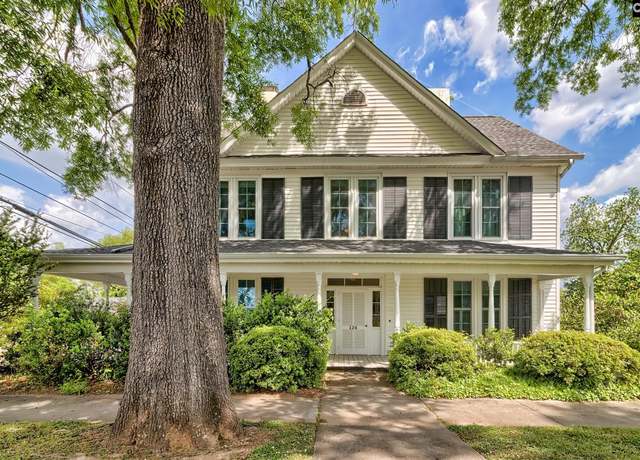 Property at 124 West Liberty St, Winnsboro, SC 29180, 5 beds, 2.5 baths