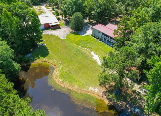 Property at 952 Black River Rd, Camden, SC 29020, 5 beds, 3 baths