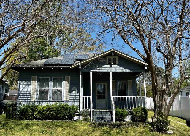 Property at 720 Lexington Ave, Cayce, SC 29033, 3 beds, 1 bath