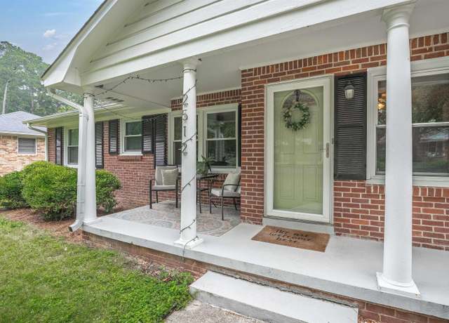 Property at 2512 Parkwood Dr, Columbia, SC 29204, 3 beds, 2 baths