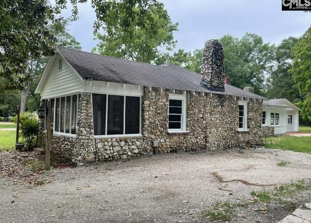 Property at 2803 Stewart St, Camden, SC 29020, 5 beds, 1 bath
