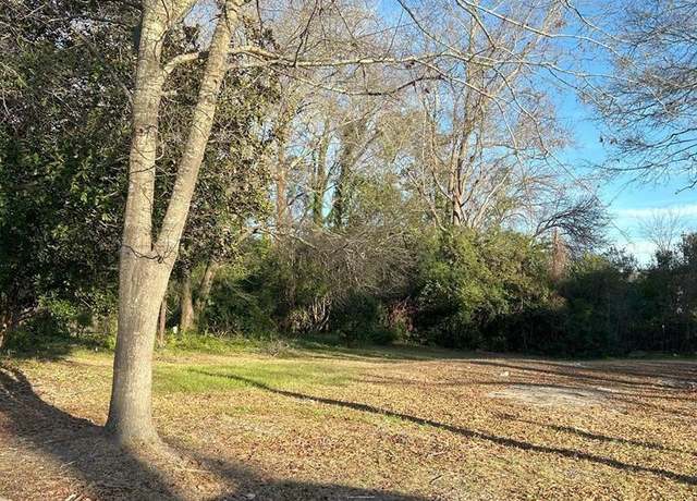 Property at 1833 Isabel St, Columbia, SC 29203