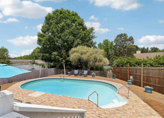 Property at 433 Whispering Winds Dr, Lexington, SC 29072, 3 beds, 2 baths
