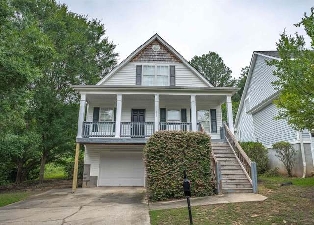 Property at 388 Canal Place Dr, Columbia, SC 29201, 3 beds, 2.5 baths