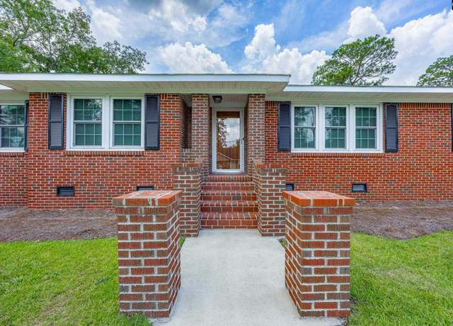 Property at 207 Woodhaven Rd, West Columbia, SC 29169-4639, 3 beds, 2 baths