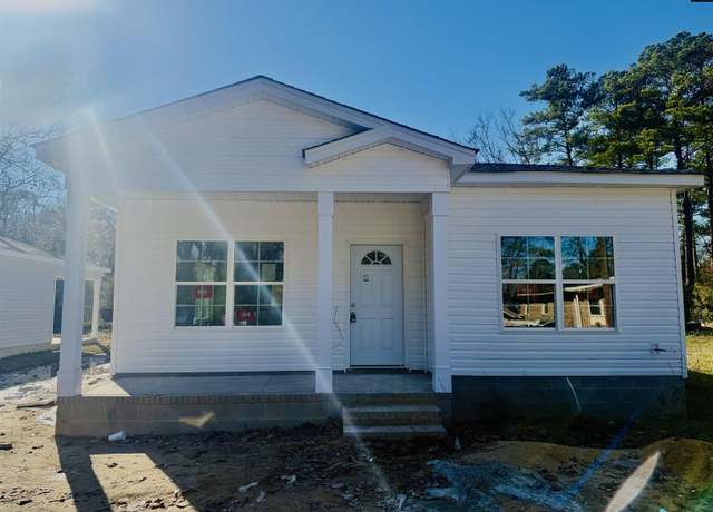 Property at 1651 Mayer St, Columbia, SC 29203, 3 beds, 2 baths