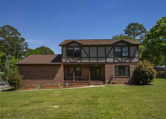 Property at 320 Brookshire Dr, Columbia, SC 29210, 4 beds, 2.5 baths