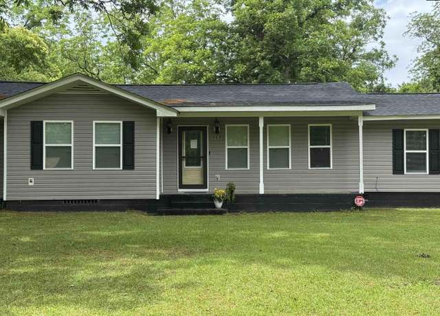 Property at 968 Morningside Dr, Sumter, SC 29153, 4 beds, 2 baths