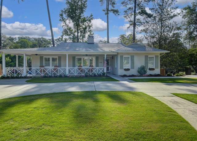 Property at 1528 Belmont Dr, Columbia, SC 29205, 4 beds, 3.5 baths