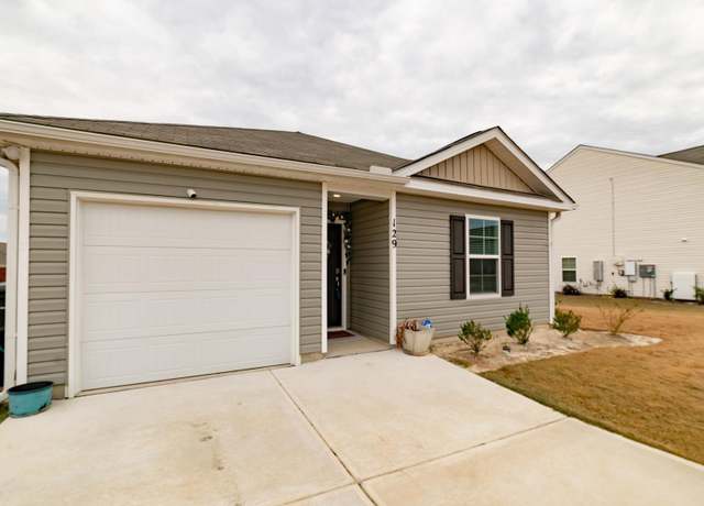 Property at 129 Glenshire Dr, Lugoff, SC 29078, 4 beds, 2 baths