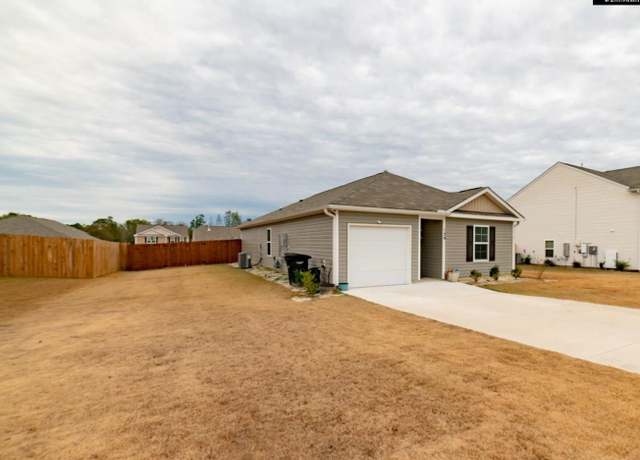 Property at 129 Glenshire Dr, Lugoff, SC 29078, 4 beds, 2 baths