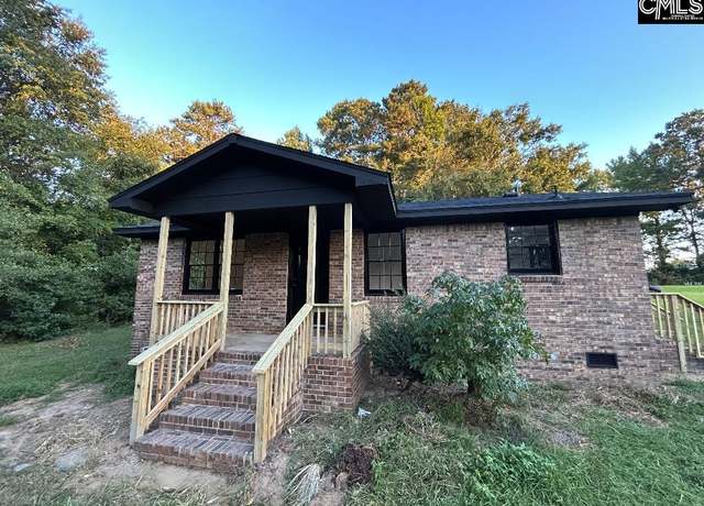 Property at 115 Henry St, Batesburg, SC 29006, 3 beds, 1 bath