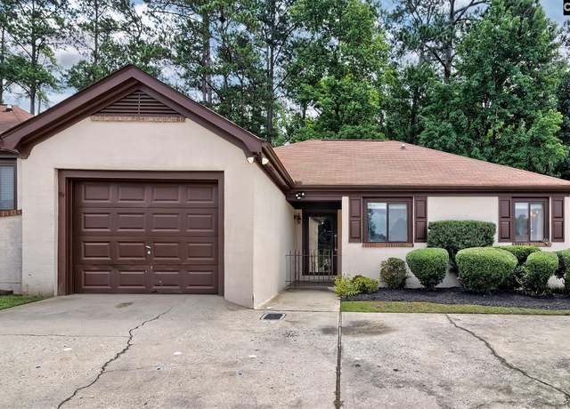 Property at 402 Willow Winds Dr, Columbia, SC 29210, 2 beds, 2 baths