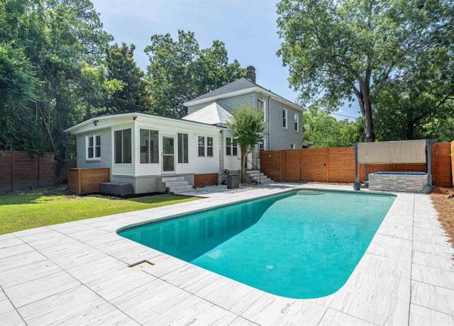 Property at 4925 Colonial Dr, Columbia, SC 29203, 4 beds, 2.5 baths