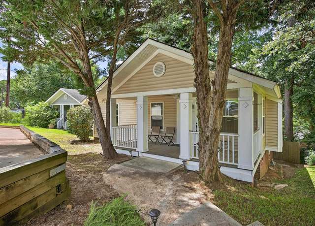 Property at 615 Darlington St, Columbia, SC 29201, 3 beds, 2 baths