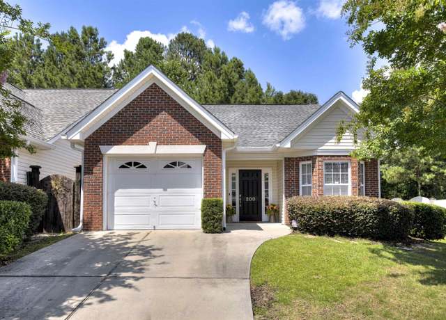Property at 200 Chesterton Dr, Lexington, SC 29072, 3 beds, 3 baths