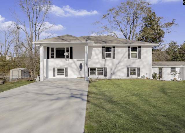 Property at 3024 Blalock Dr, West Columbia, SC 29169, 6 beds, 2.5 baths