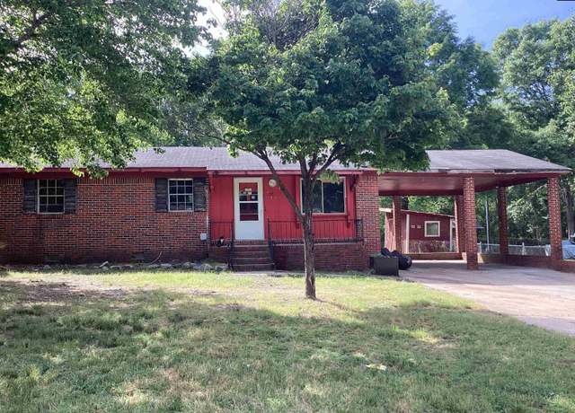 Property at 105 Yorkshire Dr, Lugoff, SC 29078, 3 beds, 1 bath