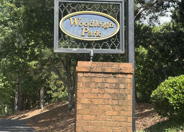 Property at 434 Chalmers Ln, Columbia, SC 29229, 4 beds, 2.5 baths