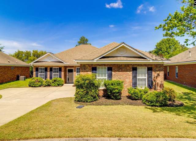 Property at 332 Faversham Cres, Columbia, SC 29229, 3 beds, 2 baths