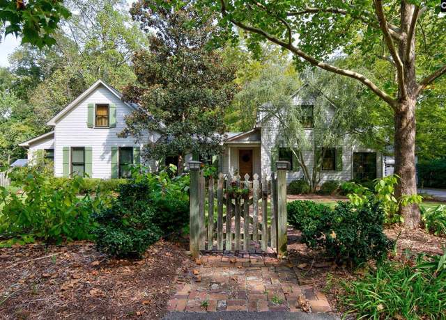 Property at 1906 Carriage House Ln, Camden, SC 29020, 4 beds, 6 baths