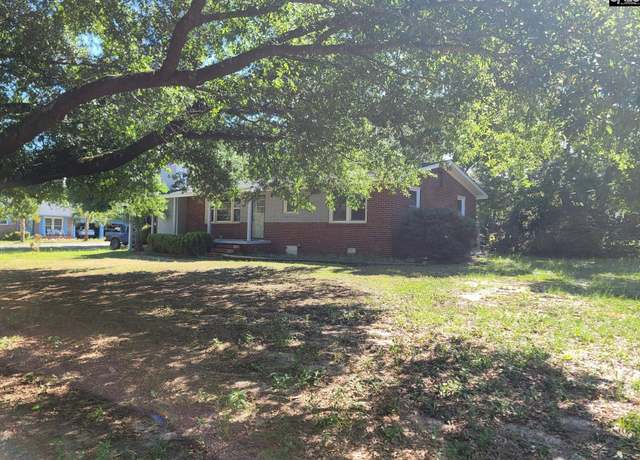 Property at 520 Green St, West Columbia, SC 29172, 3 beds, 1 bath