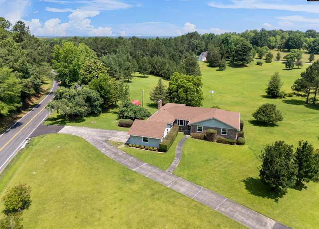 Property at 2018 Old Chester Rd, Winnsboro, SC 29180, 4 beds, 2.5 baths