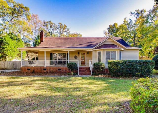 Property at 240 Silvercreek Dr, Lexington, SC 29072, 3 beds, 2 baths