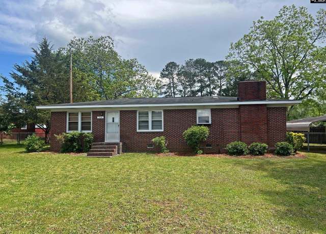 Property at 326 Nell St, Batesburg, SC 29006, 3 beds, 2 baths
