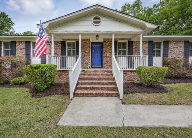 Property at 3529 Greenway Dr, Columbia, SC 29206, 3 beds, 2 baths