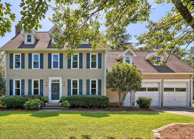 Property at 220 Viking Dr, Columbia, SC 29229, 3 beds, 2.5 baths