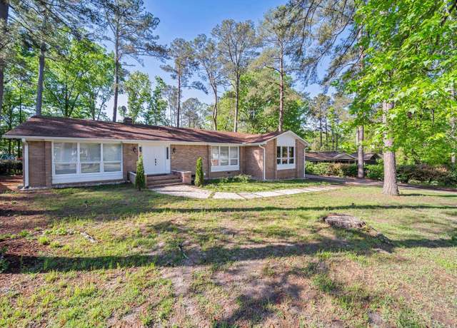 Property at 240 Banbury Rd, Columbia, SC 29210, 5 beds, 3 baths