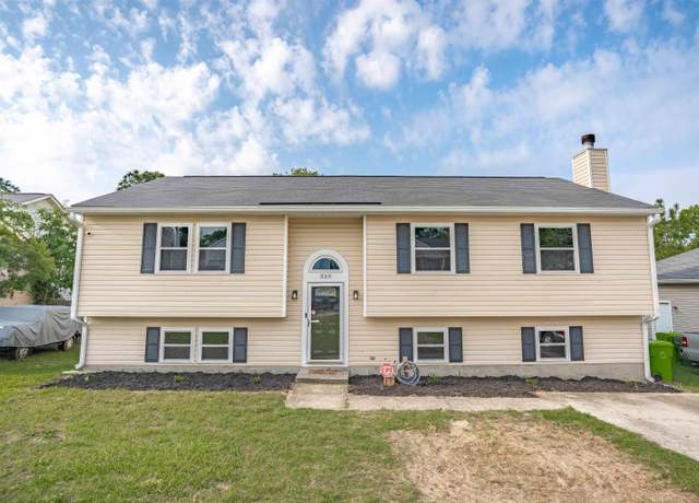 Property at 320 Trowbridge Rd, Columbia, SC 29229, 5 beds, 3 baths