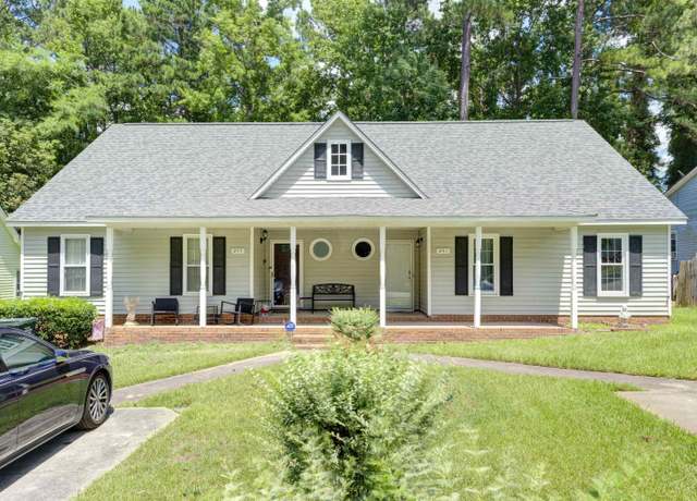 Property at 241 Friarsgate Blvd, Irmo, SC 29063, 3 beds, 2 baths