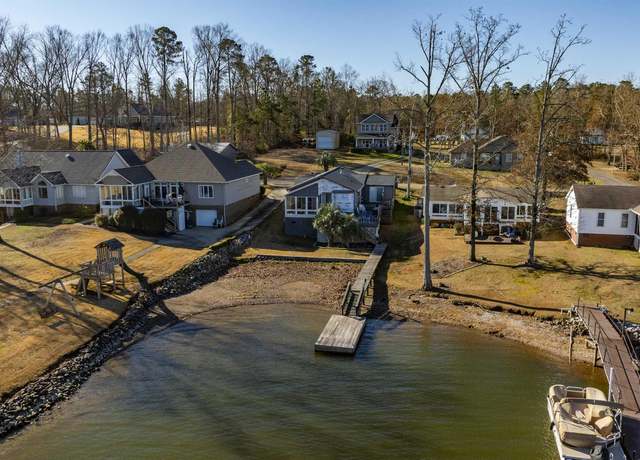 Property at 198 Saluda Waters Pt, Leesville, SC 29070, 3 beds, 2 baths