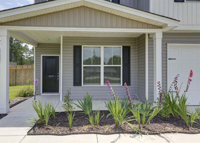 Property at 1557 Old Stagecoach Rd, Camden, SC 29020, 4 beds, 2.5 baths