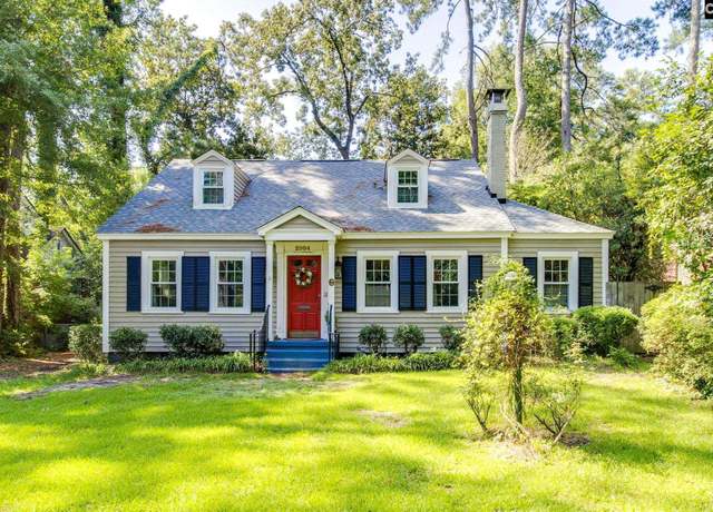 Property at 2904 Stratford Rd, Columbia, SC 29204, 4 beds, 3 baths