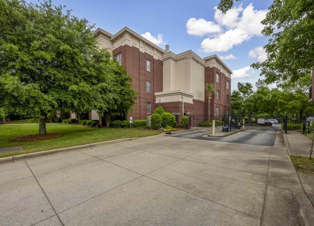Property at 1324 Pulaski St Unit A105, Columbia, SC 29201, 2 beds, 2.5 baths