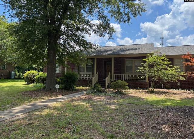 Property at 800 Paramount Dr, Columbia, SC 29209, 3 beds, 2 baths