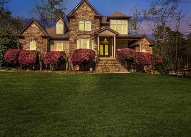 Property at 2058 Landry Ln, Rock Hill, SC 29732, 4 beds, 3.5 baths