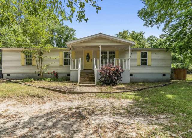 Property at 370 Bradley Dr, West Columbia, SC 29170, 3 beds, 2 baths