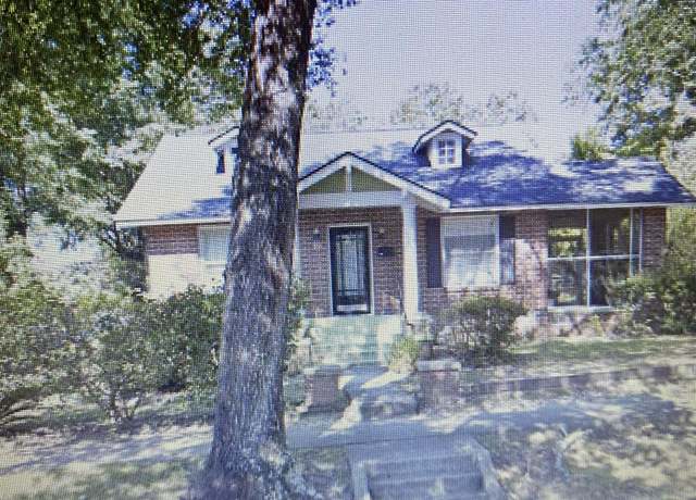 Property at 1101 Lancaster St, Columbia, SC 29201-1316, 3 beds, 1 bath